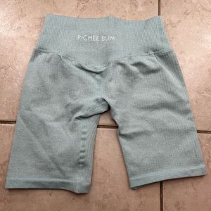 Pcheebum shorts